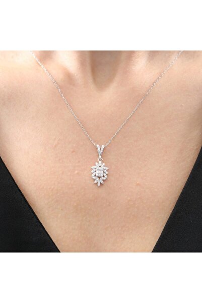 Mia Vento Pırlanta Montür Baget Masalı Sadelik Mührü Gümüş Kolye