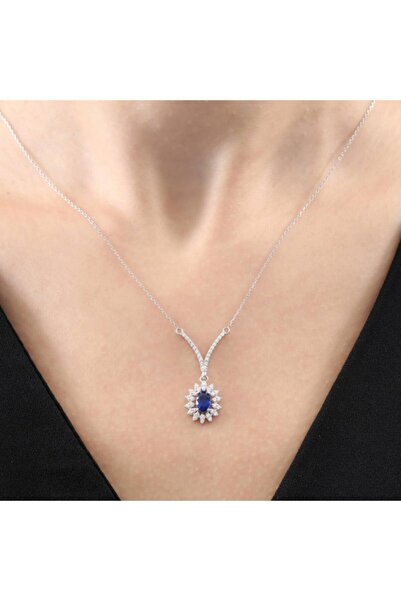 Mia Vento Pırlanta Montür Vega Yıldızı Sentetik Safir Zarafet Mührü Gümüş Kolye