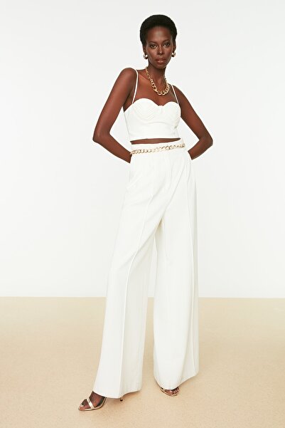 Trendyol Collection Ткане бюст'є на підкладці з кропу екрю TPRSS21BS0008