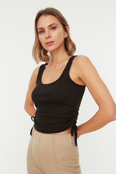 Trendyol Collection Black Gather Detailní límec k bazénu Žebrované Flexibilní pletené tílko TWOSS21AL0020