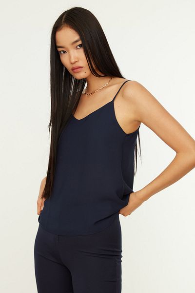 Trendyol Collection Sötét sötétkék alap pántos szőtt blúz TWOSS19BB0224