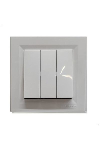 Schneider Electric Schneider Asfora Triple Switch White Framed