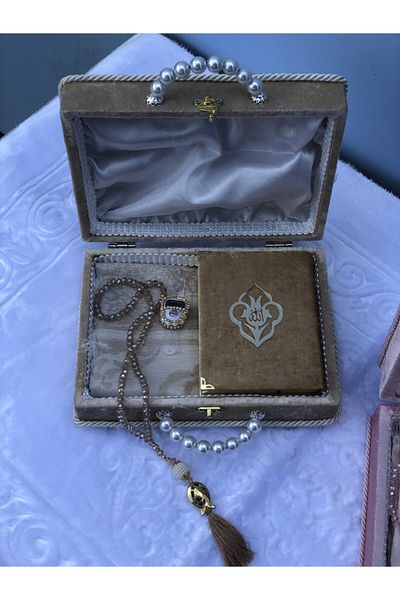 NEHİR HEDİYELİK Gold Pearl Detailed Bundle and Dowry Gift Set - Quran, Prayer Rug, Prayer Beads, Zikrmatik
