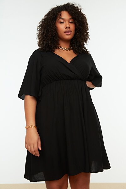 Trendyol Curve Rochie neagră cu închidere la dublu piept TBBSS22EL0540