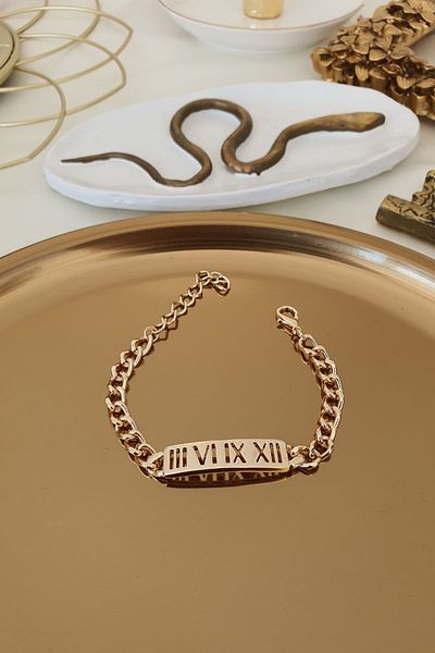 Trendy Butik علامة سلسلة الحنين بأرقام رومانية