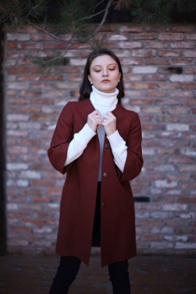 Blues Outlet Жіночий класичний пальто з коміром-шанель на кнопках - цегляний