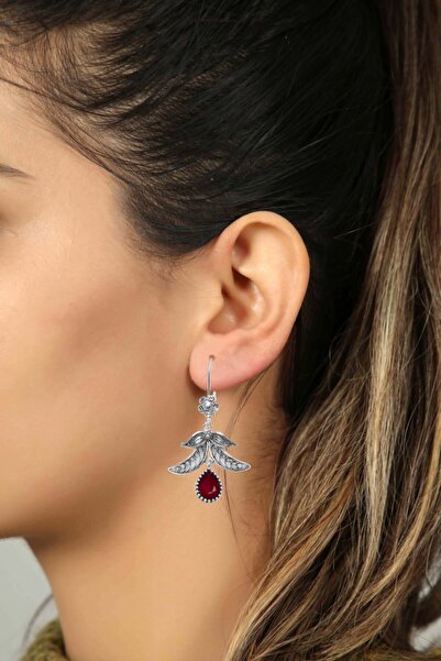 Midyat Nurtaş Gümüş Yakut Taşlı Yaprak Model Bayan Telkari Gümüş Küpe