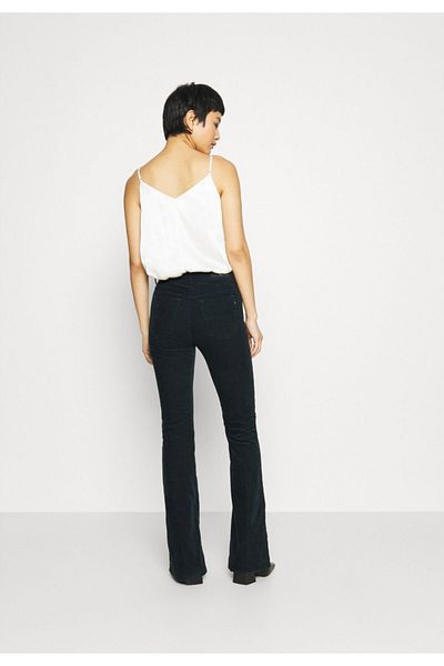 LİMABEL Jet Black Flared Denim Jeans High Waist Colorfast Black Spanish Jeans (Lycra)