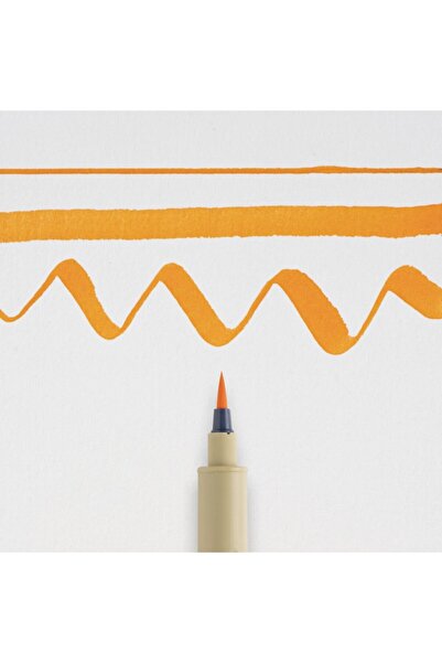 Sakura Pigma : Brush Tip Pen : 5 Orange