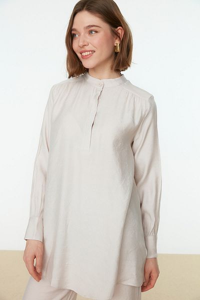 Trendyol Modest كريم نصف مخفي بلاكيت الكتف مفصلة سترة السراويل المنسوجة مجموعة TCTSS22US0098