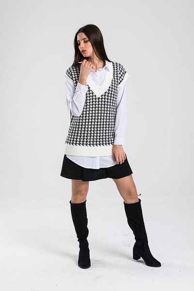 lizbarley Women's Black Goose Feet V-Neck Oversize Knitwear Sweater