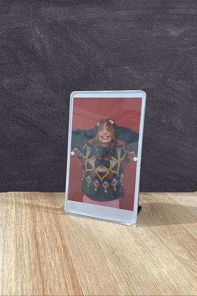 NT Handmade Plexi Vertical Table Top L Type Magnet 18x11cm Notepad Photo Folder Brochure Holder