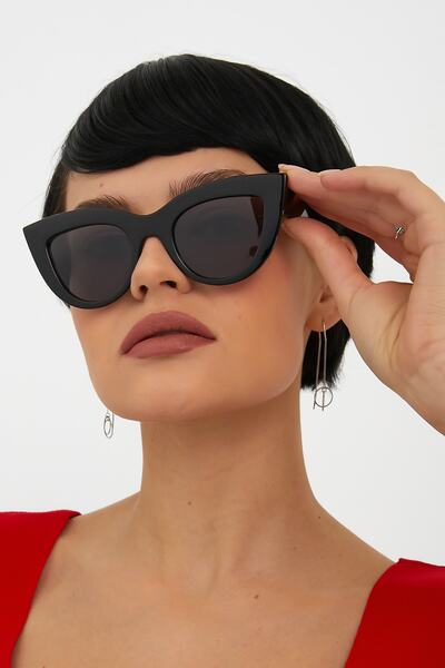 ModaLand Kalın Çerçeveli Tasarım Cat Eye Parlak Siyah Kadın Güneş Gözlüğü 1000