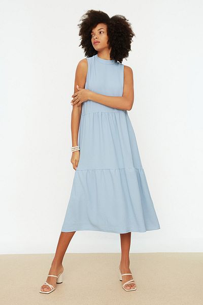 Trendyol Collection Světle modré Shift/Straight Cut Stojáček Midi Woven Dress TWOSS20EL1864
