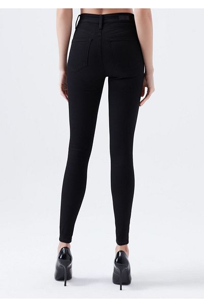 Ramrod Seltsame schwarze, lichtechte Röhrenjeans