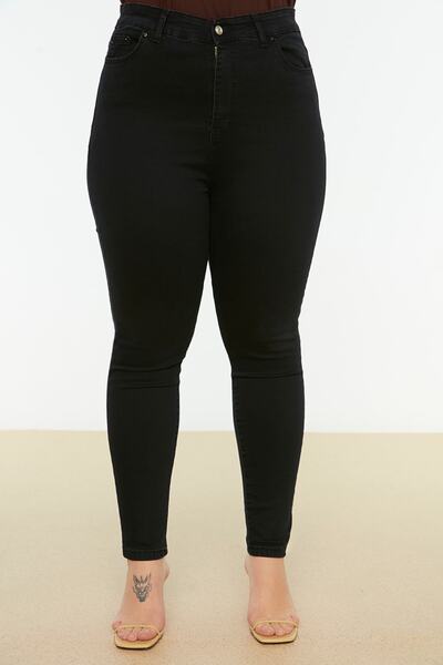 Trendyol Curve Čierne elastické úzke džínsy s vysokým pásom TBBSS22JE0075