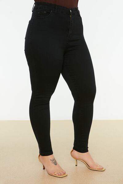 Trendyol Curve Čierne elastické úzke džínsy s vysokým pásom TBBSS22JE0075