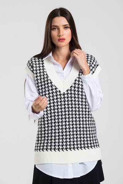 lizbarley Women's Black Goose Feet V-Neck Oversize Knitwear Sweater