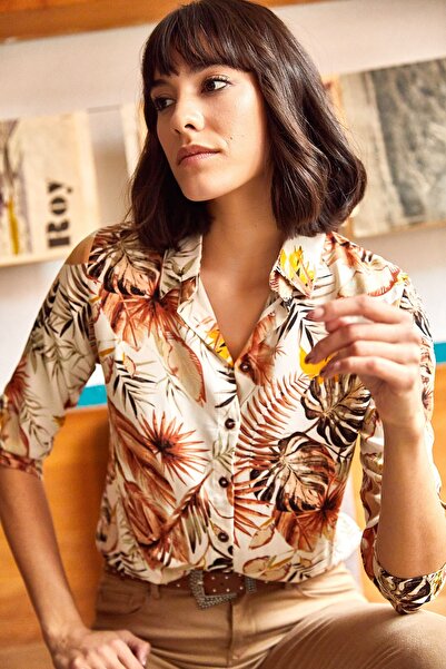 Olalook Női ekrübarna tenyérmintás ujjú hajtogatott szőtt ing GML-19000957