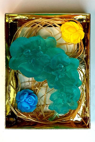 FANTASTİK SANAT ATÖLYESİ 120 Grams Large Size Cyan Orchid Bath and Hand Soap in Special Box - Tropical Flower Scented