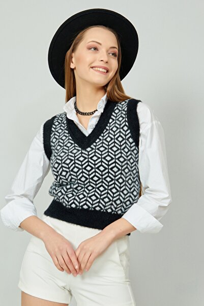 Jerusalema Kadın Siyah, Tüylü Sakallı Ipli, Triko Süveter