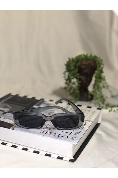 COUSINS Lily Smoked Unisex Gray Sunglasses
