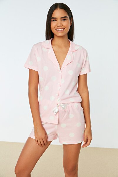Trendyol Collection Růžové 100% bavlněné puntíkované triko-šortky Pletené pyžamové soupravy THMSS20PT0077