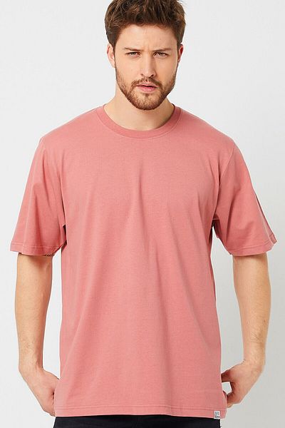 AMAZING CRASH Ανδρικό μπλουζάκι Dusty Rose Basic Crew Neck με κανονική εφαρμογή με κοντό μανίκι