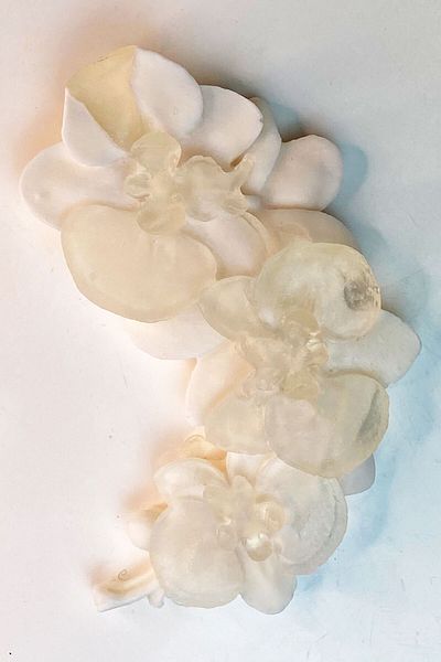 FANTASTİK SANAT ATÖLYESİ 120 Grams Large Size White Orchid Bath and Hand Soap Tropical Flower Scented in Special Box