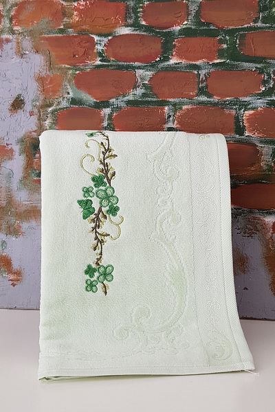 Özdilek Dila V2 - Set of 2 White and Green Embroidered Towels