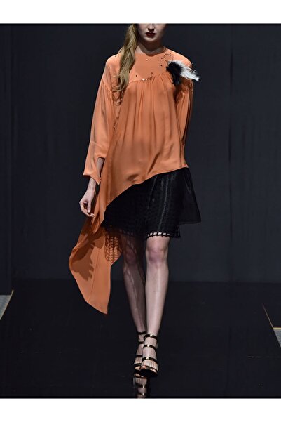 belma özdemir Büzgü Detaylı Asimetrik Bluz