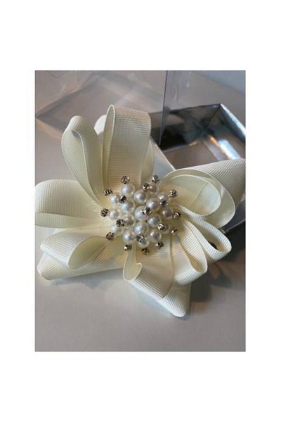 QUEEN AKSESUAR Cream Pearl Stoned Mother Girl Baby Gift Clip Buckle
