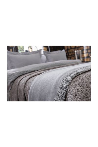 Gül Güler Daisy Double Lace Blanket