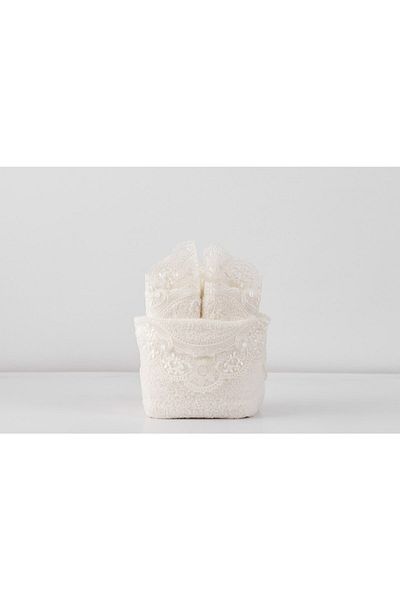 Gül Güler Lace Pearl Pouch + 4 Hand Towels