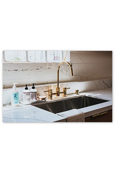 Cakatablo Ahşap Tablo Lavabo Ve Altın Rengi Armatür (25x35 Cm Boyut)