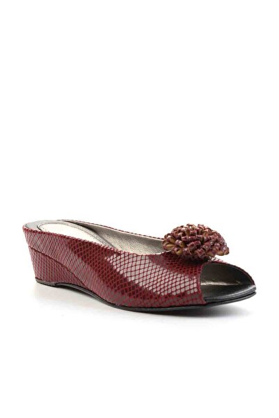 Bambi Bordo Kadın Ev Terliği K0573020407