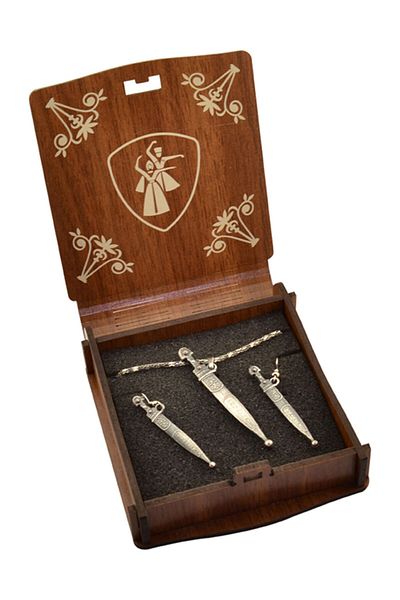 anahtarlıksepeti Caucasian Circasus Wedge Necklace Earring Set