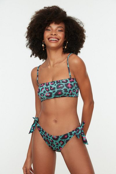 Trendyol Collection Színes leopárd mintás nyakkendő részletes bikini alsó rész TBESS22BA0021