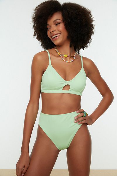 Trendyol Collection Μπικίνι με πράσινο ανάγλυφο TBESS22BA0038