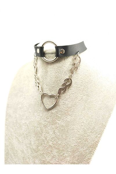 Fugusugu Gothic Choker - Wild Heart of Flame Design