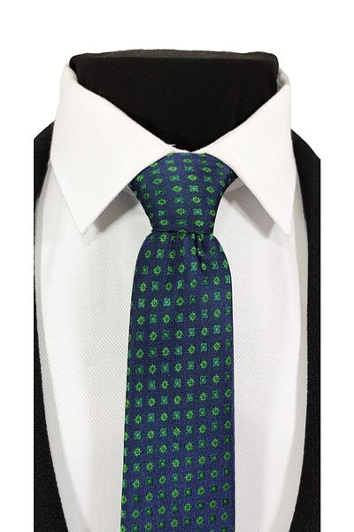 BLC Basic Line Co. Patterned Jacquard Microfiber 7 Cm Wide Tie and Handkerchief Set in Navy Blue Colors