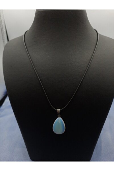 madam berra Accessories Kadın Opal Ay Taşı Kauçuk Ipli Damla Doğal Taş Kolye