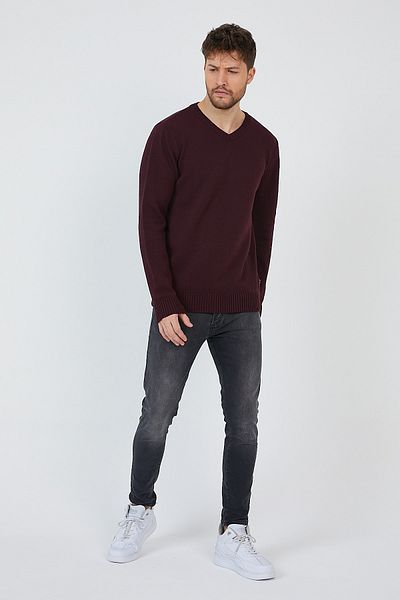 Matte Helsinki Men's V-Neck Claret Red Plain Knitwear Sweater