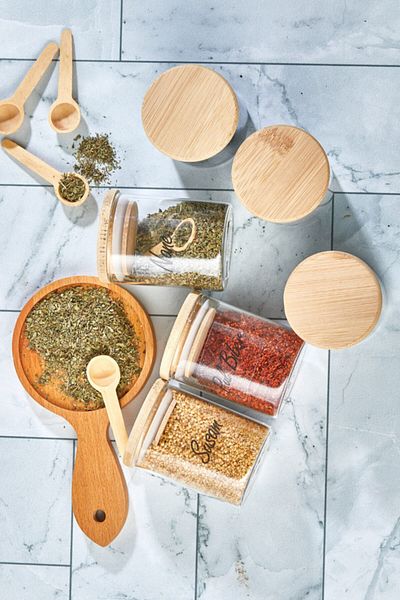 FBZhome 200 ml Labeled Bamboo Lid 6 Pcs Borosilicate Glass Spice Rack and 6 Pcs Spice Spoons