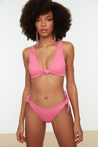 Trendyol Collection Ροζ ανάγλυφη γραβάτα με λεπτομέρειες για μπικίνι TBESS22BA0041