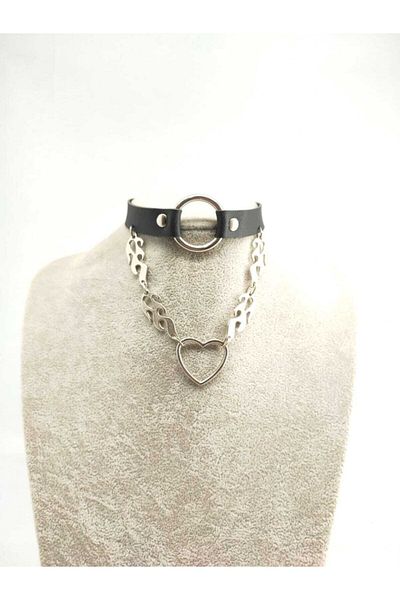 Fugusugu Gothic Choker - Wild Heart of Flame Design