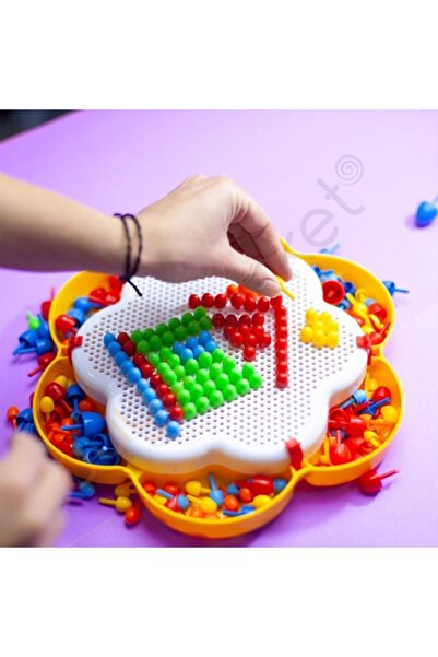 DEDE Flower Nail Game 260 Pieces