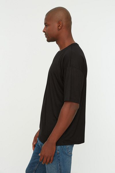 Trendyol Collection Black Oversize Crew Neck Short Sleeve T-Shirt - TMNSS22TS0300