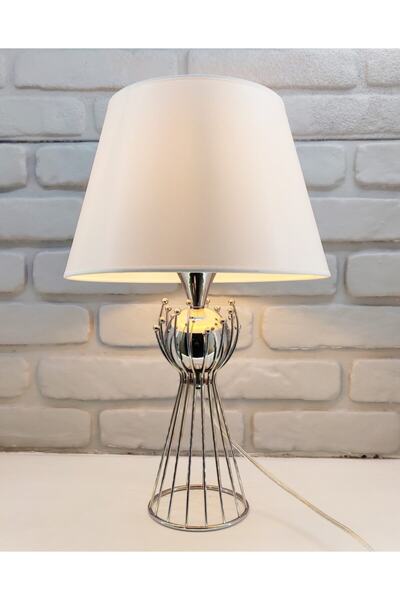 365GUNSERİSONU مصباح طاولة عاكس الضوء ذو الساق المعدنية المطلية بالكروم مع قبعة بيضاء