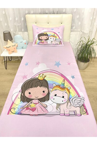EVPANYA Gökkuşağı Altında Prenses ve Unicorn Desenli Yatak Örtüsü Ve Yastık